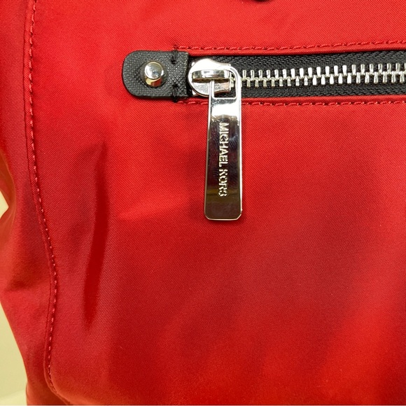 Michael Kors Bag (Kelsey) Medium Nylon Tote Casual, Functional, and Versatile. - Picture 5 of 17
